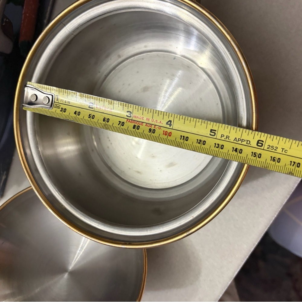 Stainless Steel Saucepan with Gold-Tone Handle and Lid vintage - Picture 6 of 9